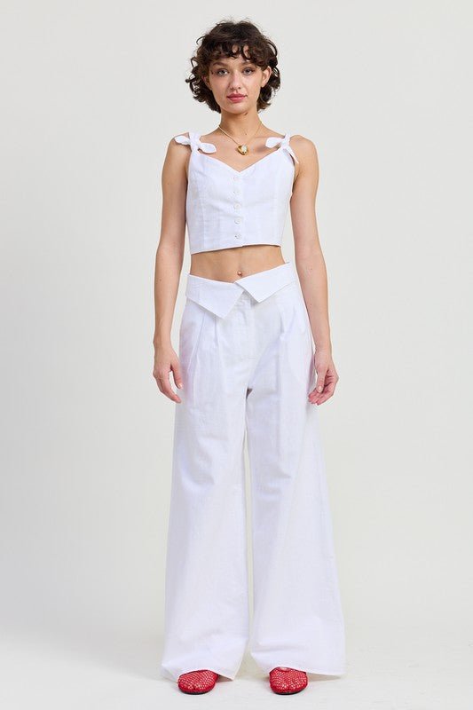 BUTTON UP CROPPED TOP WITH SHOULDER TIES - KOKOTETE