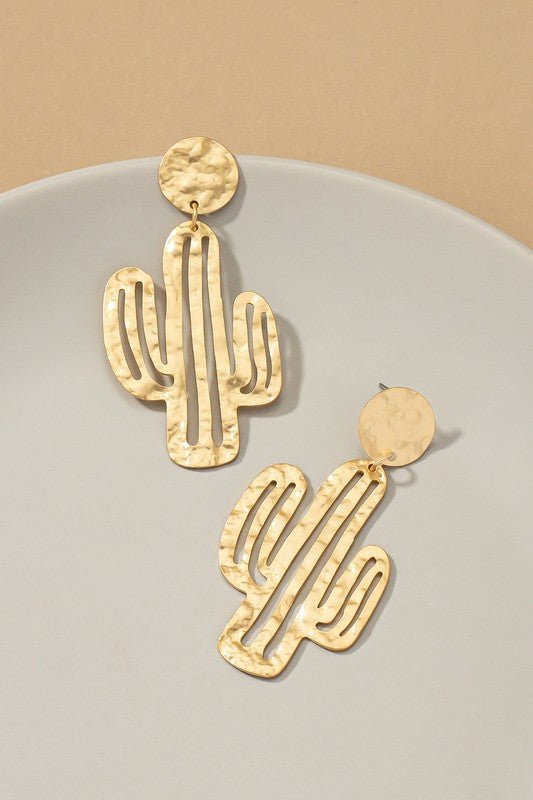 Hammered thin metal openwork cactus drop earrings - KOKOTETE