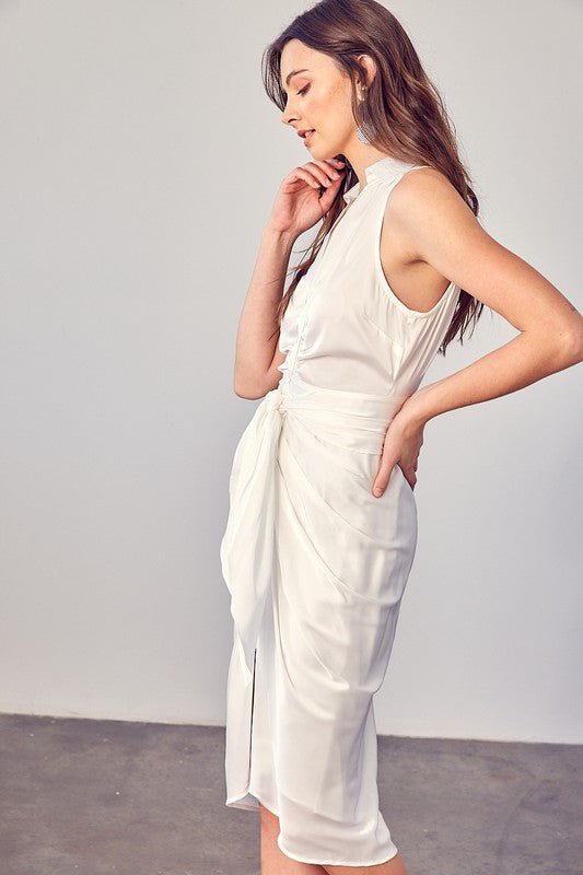 Sleeveless Collared Front Tie Dress - KOKOTETE