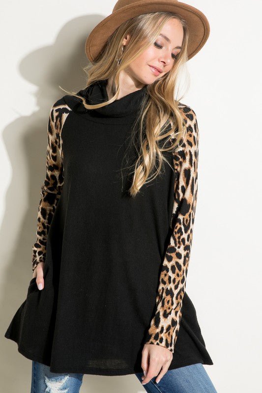 BRUSHED HACCI CHEETAH PRINT AND SOLID MIXED TOP - KOKOTETE
