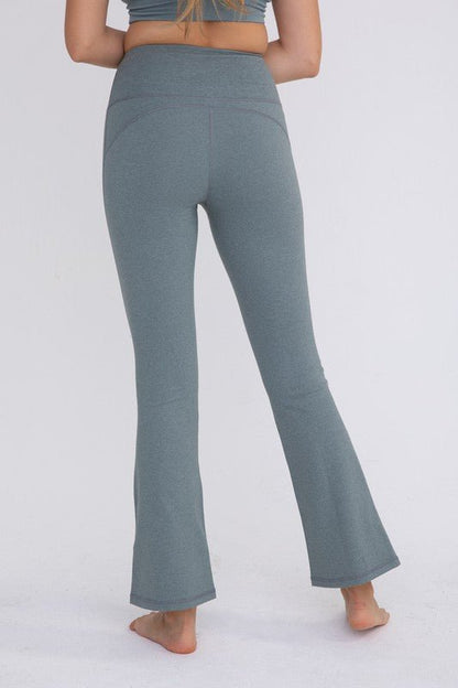 Flare Swoop Back High-Waisted Leggings - KOKOTETE