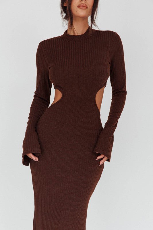 Long Sleeves with flared Cuffs Knit Maxi Dress - KOKOTETE