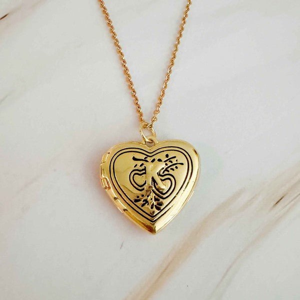 Nostalgic Heart Initial Open Locket Necklace - KOKOTETE