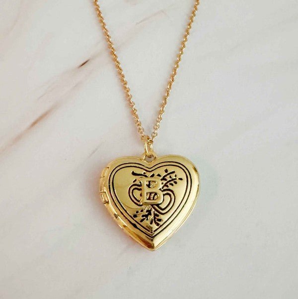 Nostalgic Heart Initial Open Locket Necklace - KOKOTETE