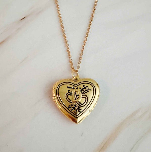 Nostalgic Heart Initial Open Locket Necklace - KOKOTETE