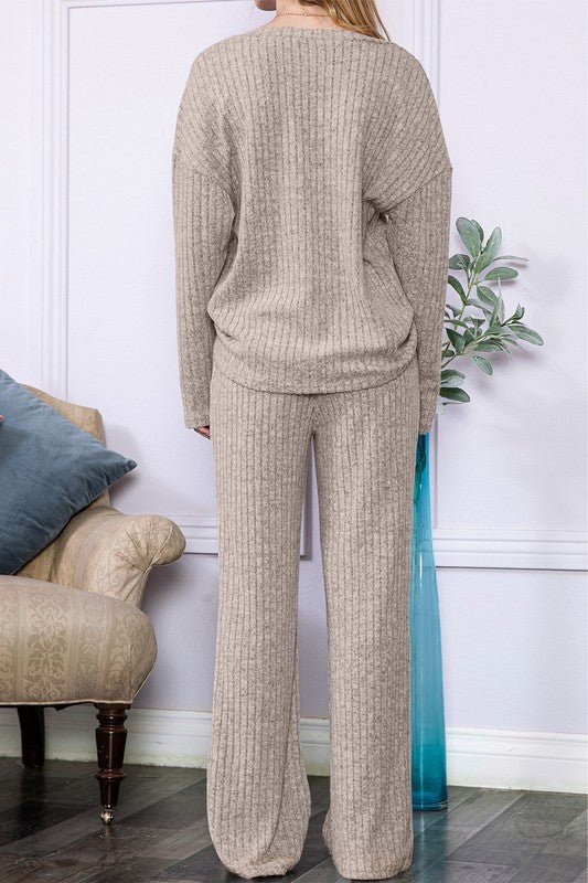 Slouchy Beige ribbed knit loungewear set - KOKOTETE